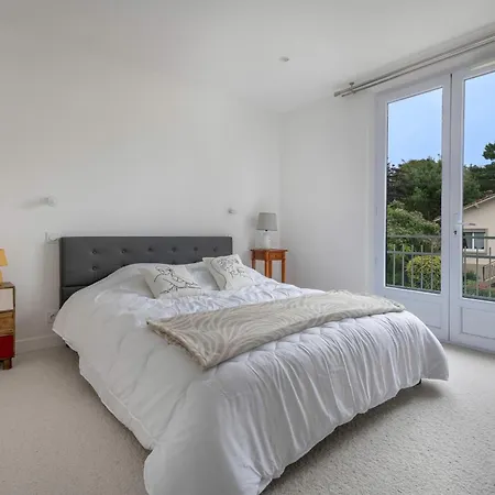 Maison Et Jardin, 600m De La Mer, St Brevin بيت للعطل *