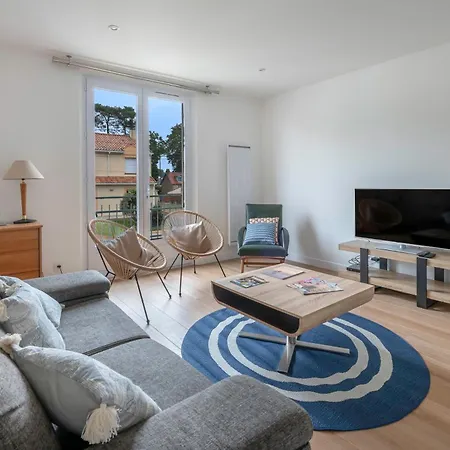 Maison Et Jardin, 600m De La Mer, St Brevin بيت للعطل