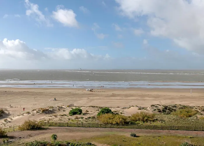 Maison Et Jardin, 600m De La Mer, St Brevin *